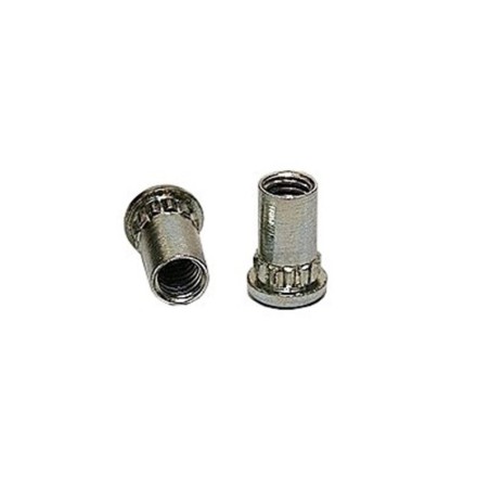 HÜLSSMUTTER 4mm